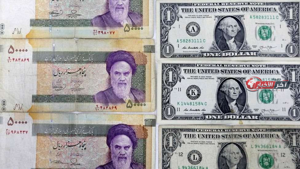 تراجع قياسي للريال الإيراني أمام الدولار وسط تصاعد الضربات العسكرية وتوترات المنطقة