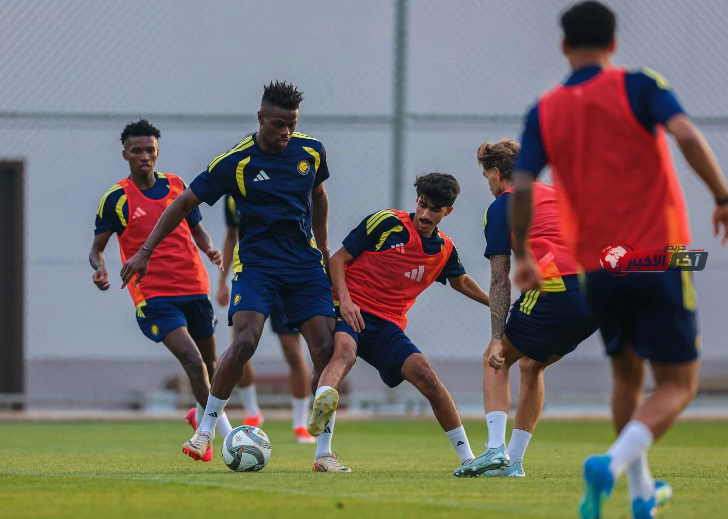 صراع محتدم بين النصر والاتحاد يغذي شهد المنافسة في الدوري السعودي