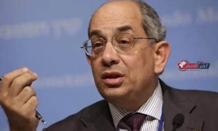 يوسف بطرس غالي: تثبيت سعر الدولار خطأ.. وحل أزمة الديون هو طريق نمو الاقتصاد